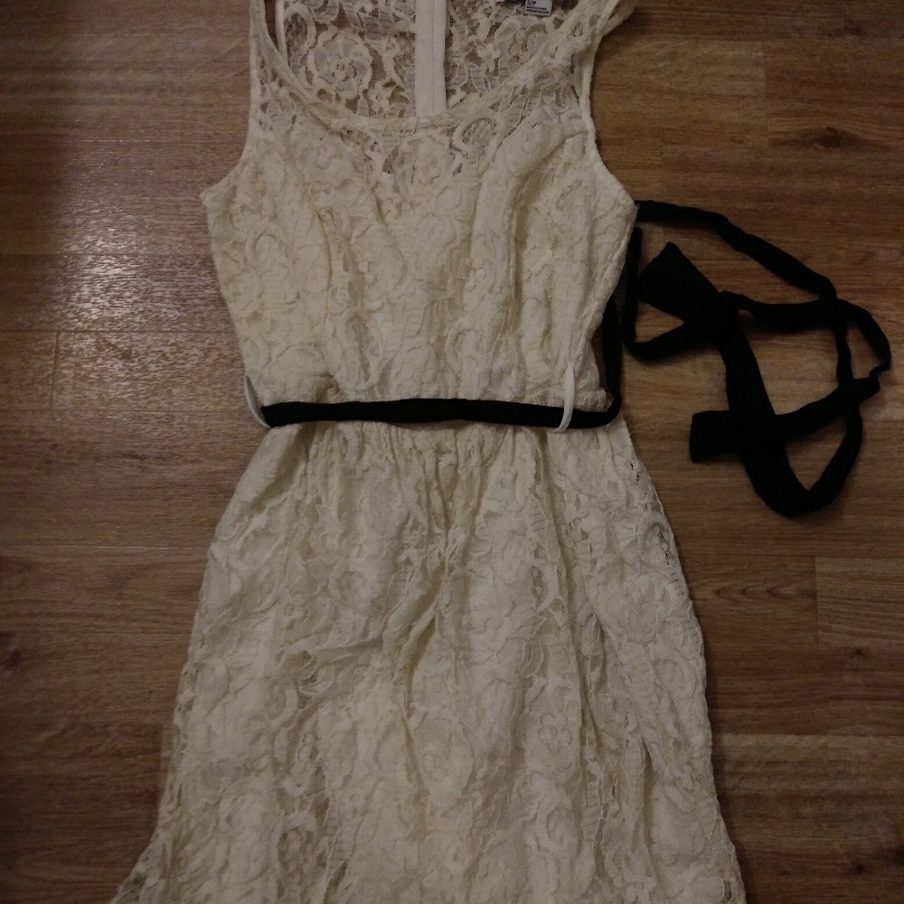 Forever 21 Cream Lace Tea Party Bow Tie dress